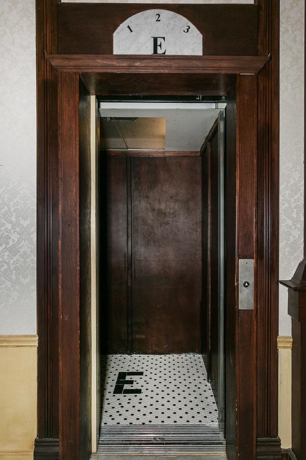 Historic Elgin Hotel Marion Bagian luar foto
